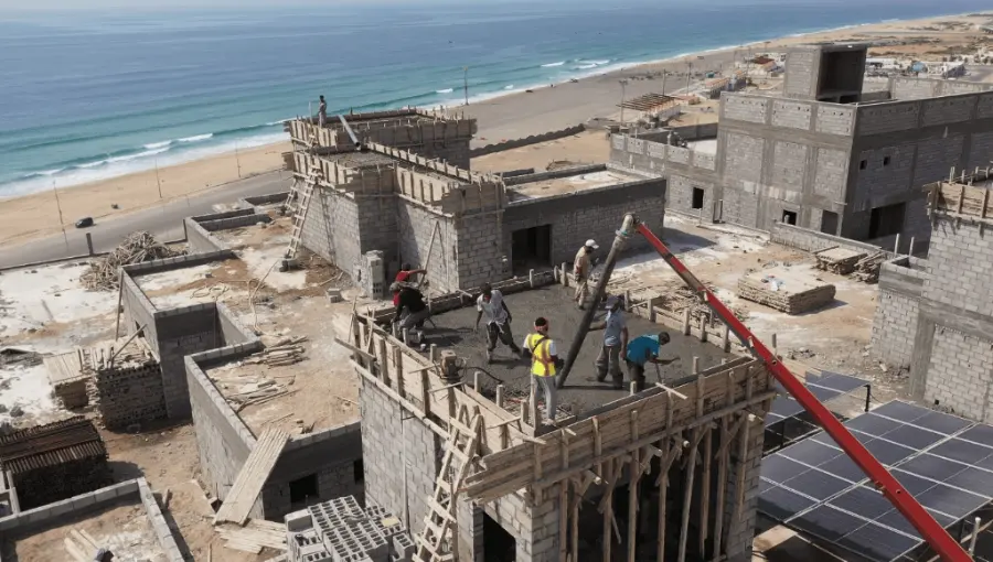 إنشاء وتشييد الفلل والمجمعات السكنية الشاطئية